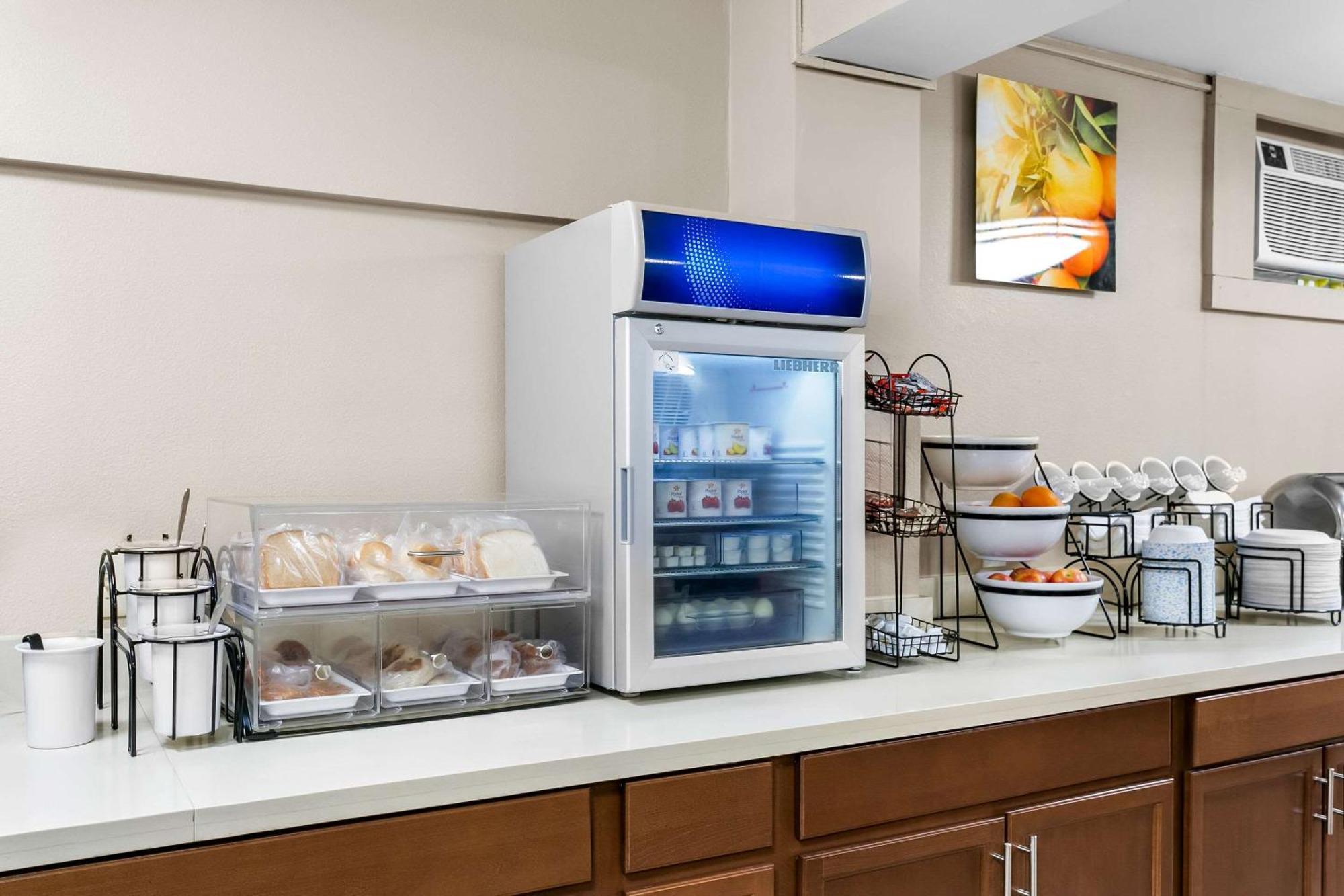 Comfort Inn Red Horse Frederick Ngoại thất bức ảnh